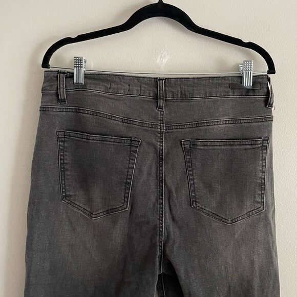 Risen Women Waist 32/Size 15 Charcoal Gray Raw Distress Hem 5-Pocket Denim Jeans - Picture 7 of 12